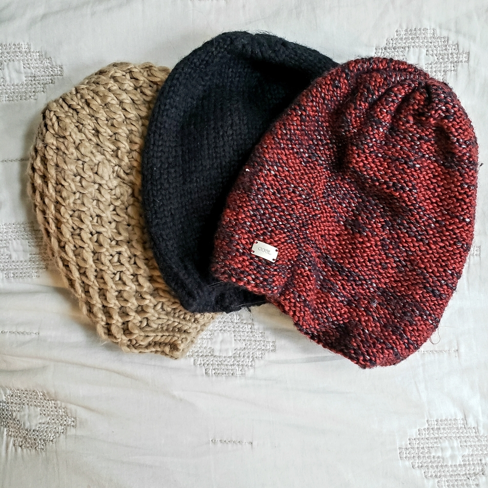 Slouchy knit beanies - Lot of 3